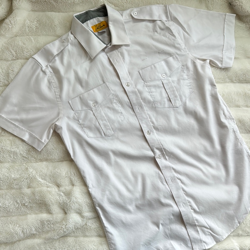 JetSeam Pilot Uniform - GENTLY USED - White Button Down Shirt Crisp Cotton